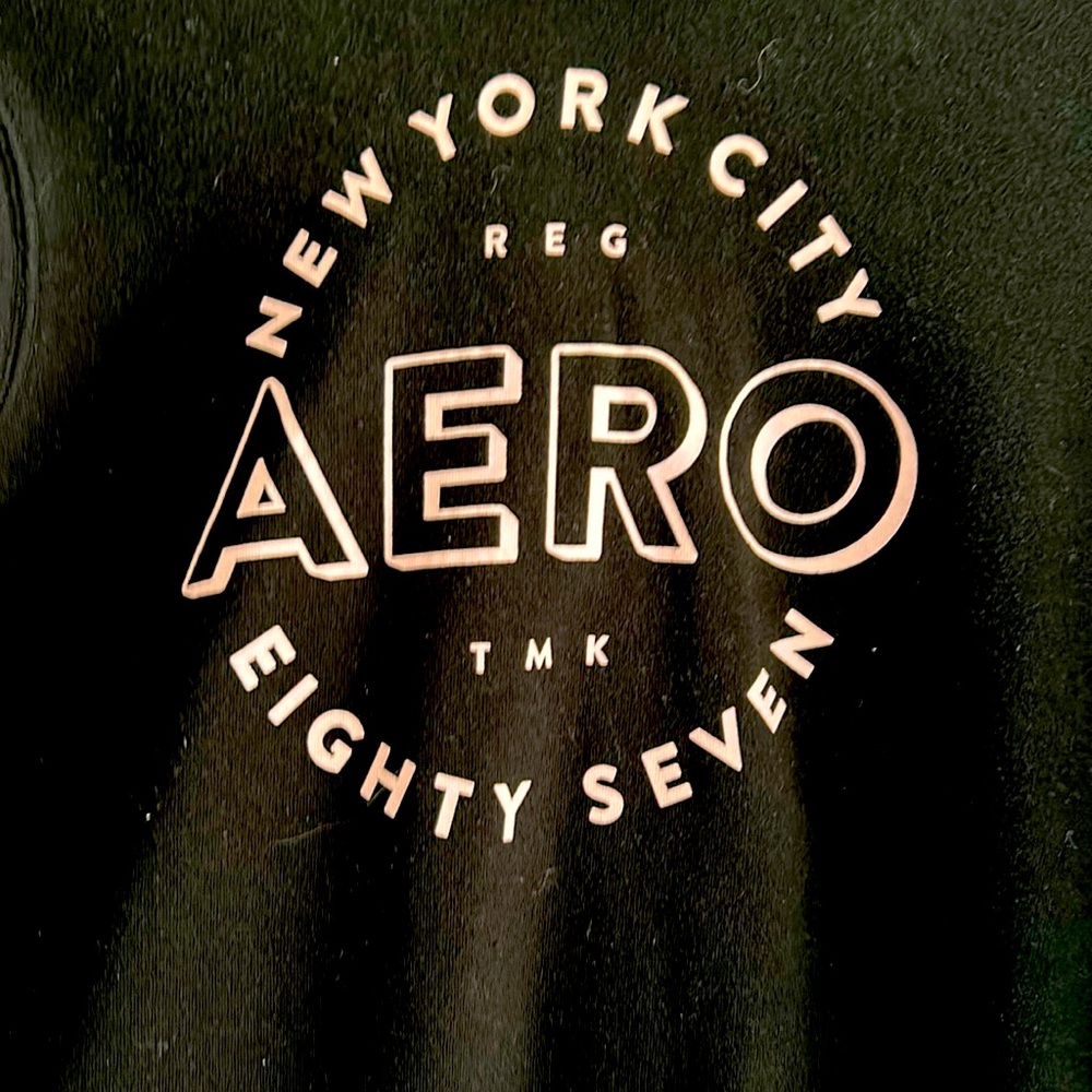 XS Aero NYC pullover hoodie from the Aeropostale brand.
